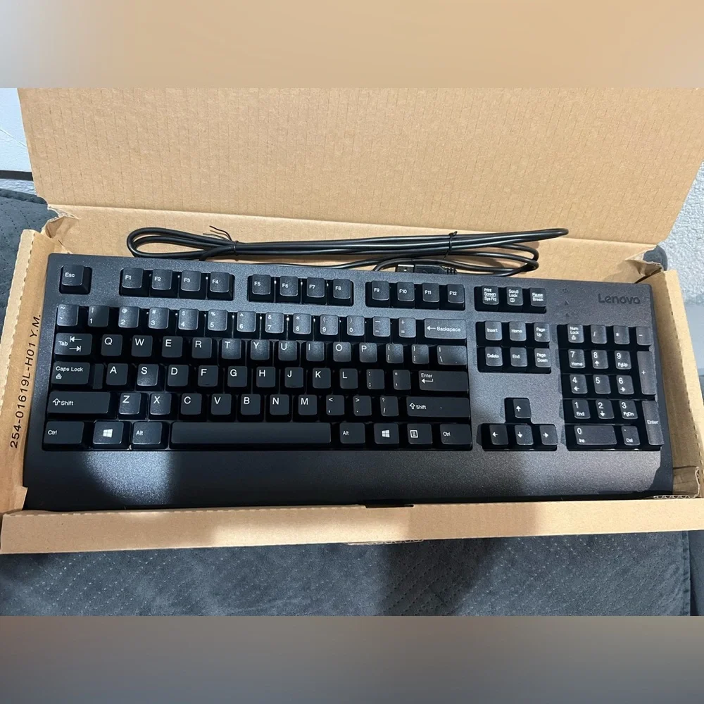 Lenovo Black Wired Keyboard